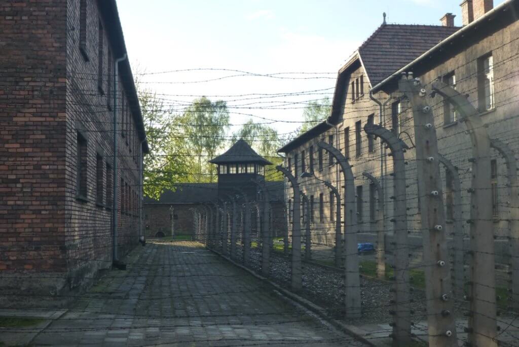 Osvětim: Ponuré místo našich dějin