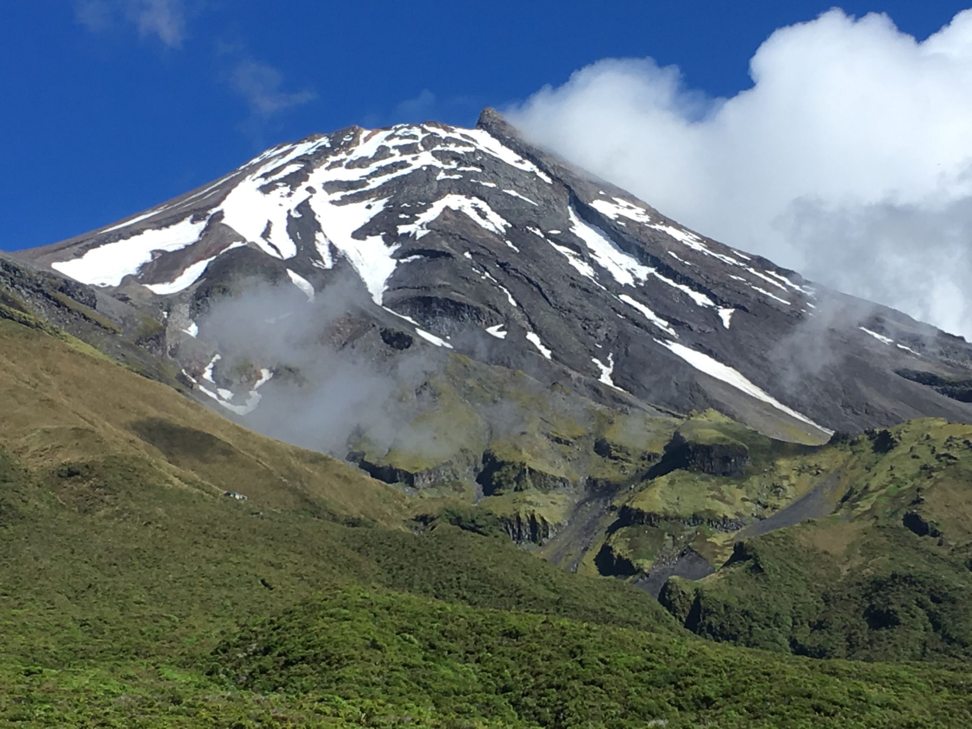 11 míst, kam se podívat na&nbsp;Novém Zélandu - Taranaki