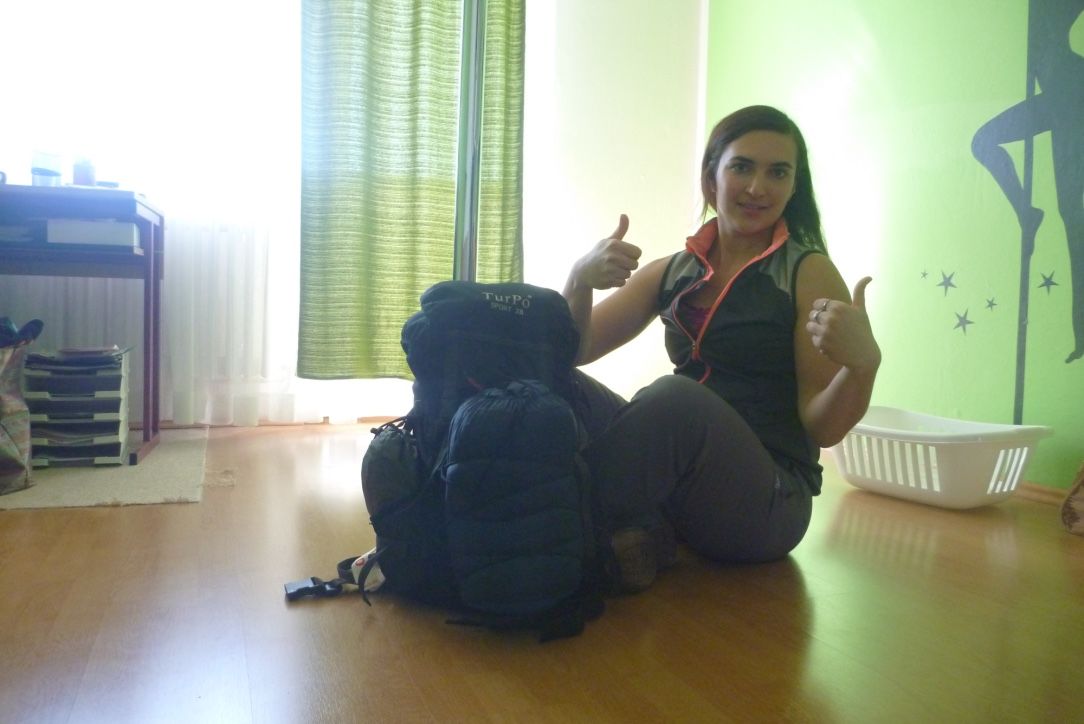 Jak se sbalit do&nbsp;příručního zavazadla? - já s&nbsp;batohem