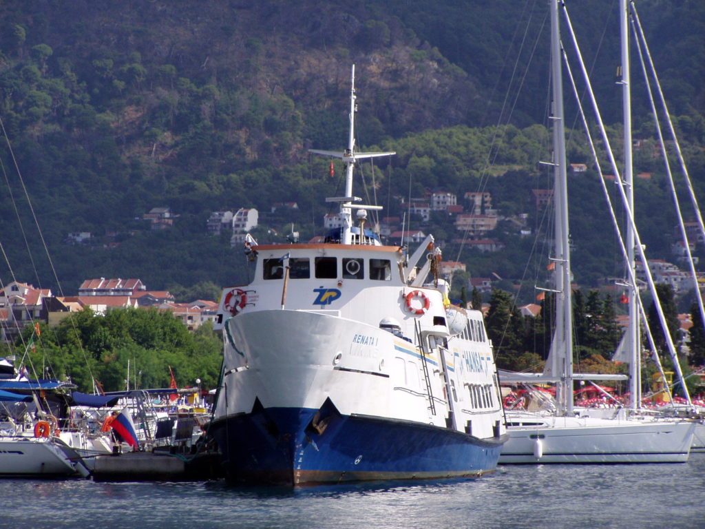 Dovolená v&nbsp;Černé Hoře - přístav Budva